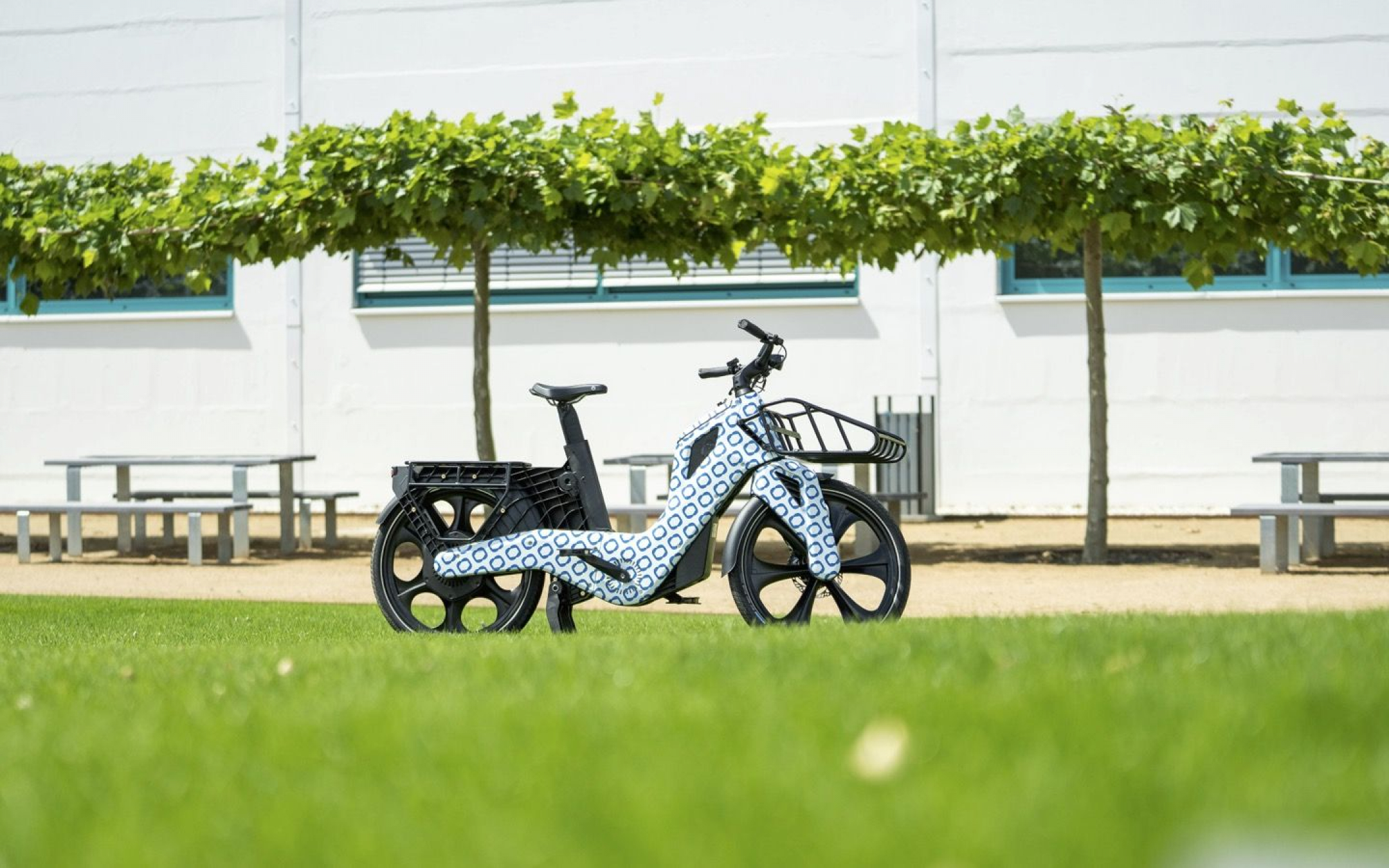 mocci Smart Pedal Vehicle