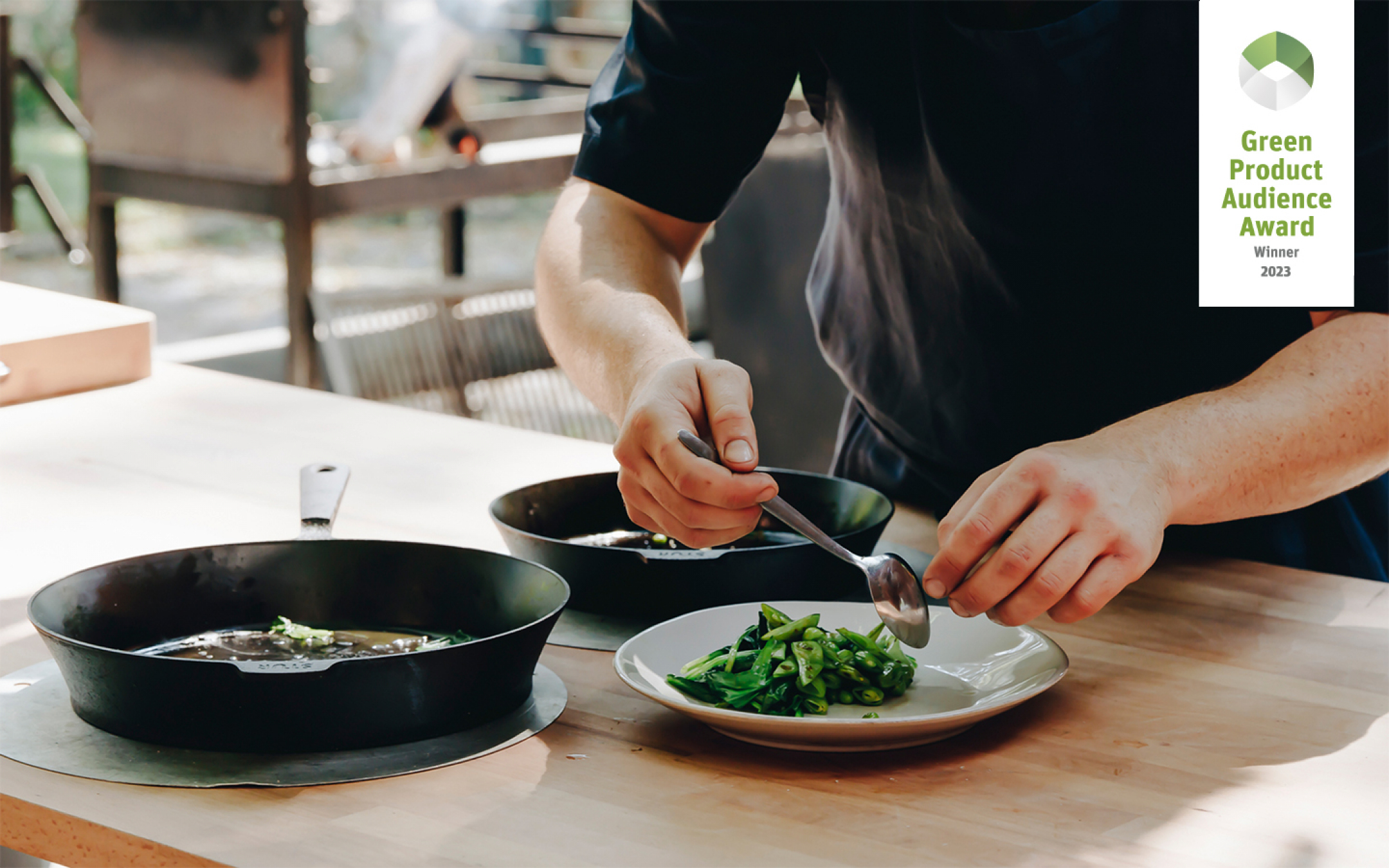 The STUR Cast-Iron Skillet