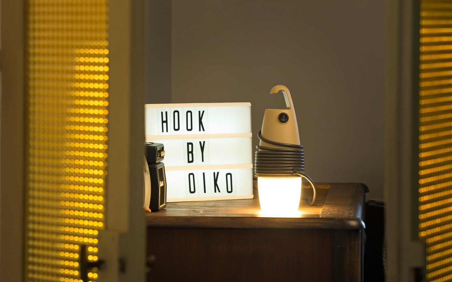 Hook, ecological and solidary lamp